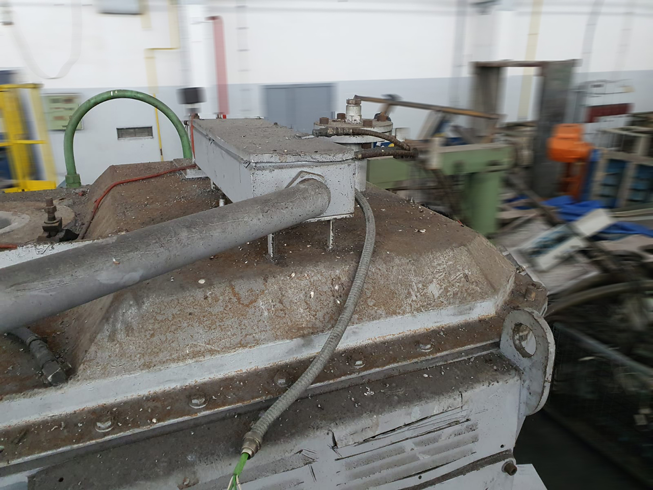 Striko-HD1050-dosing-furnace-O1726-p3 Striko HD1050 dozirna peč O1726, rabljena