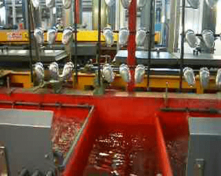 ia2514_buffoli_impianti_galvanici_bild9 Metalchimica Impianti Navpični regalni sistem za galvanizacijo, rabljen IA2514