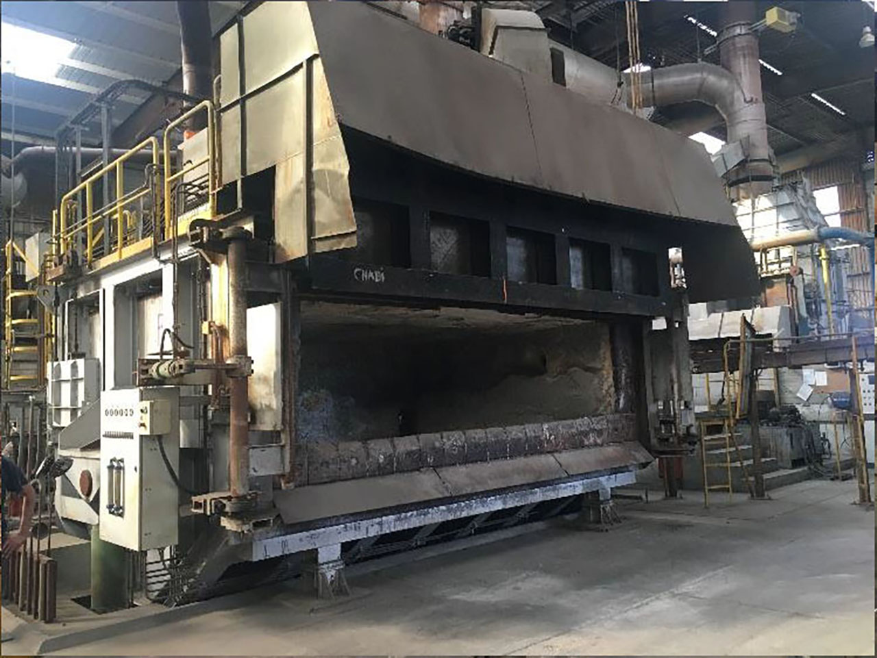 holding_furnace_25_t_p2 Tovarna za pretaljevanje aluminija IA2541, rabljena