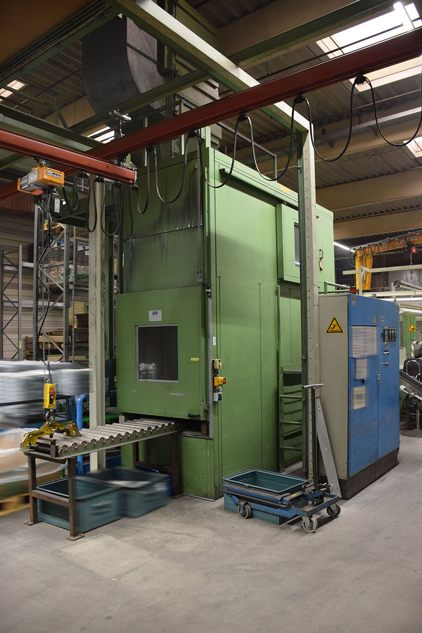 Walther-Trowal-THM-4002E-continuous-shot-blasting-machine-SA2125-p6 Walther Trowal THM 400/2E stroj za neprekinjeno peskanje SA2125, rabljen