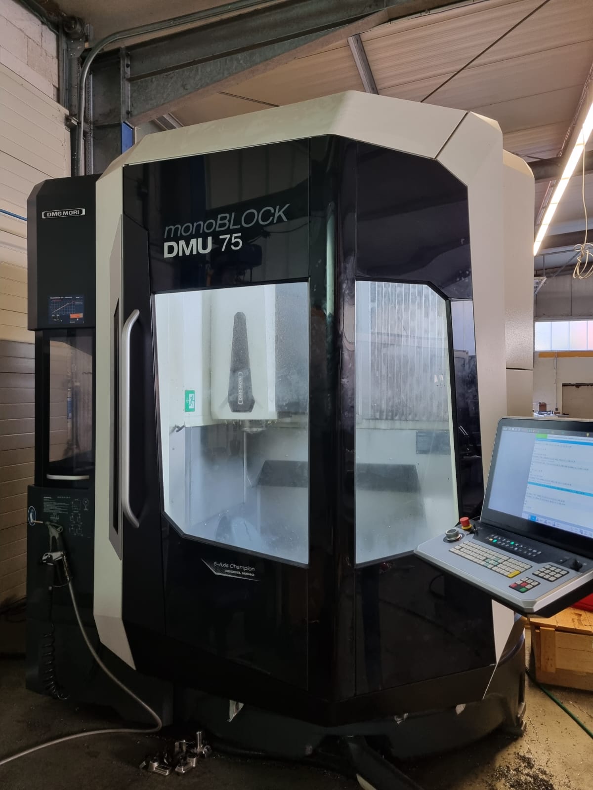 DMG MORI DMU 75 monoBLOCK – 5-osni CNC-obdelovalni center BA2355, rabljen
