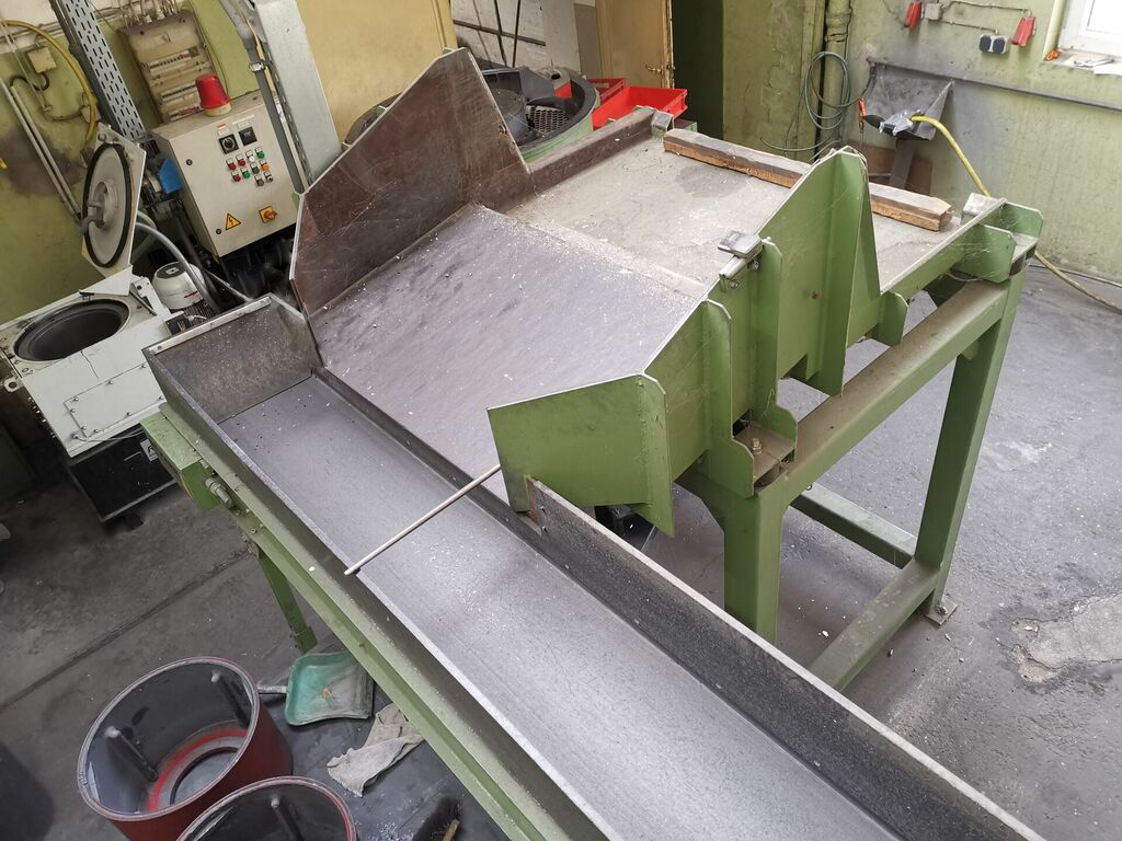 R-osler-R-470_3000-rotary-vibratory-finishing-machine-p6 Rösler R 470/3000 rotacijski vibracijski stroj za dodelavo GA2236, rabljen