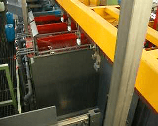 ia2514_buffoli_impianti_galvanici_bild11 Metalchimica Impianti Navpični regalni sistem za galvanizacijo, rabljen IA2514
