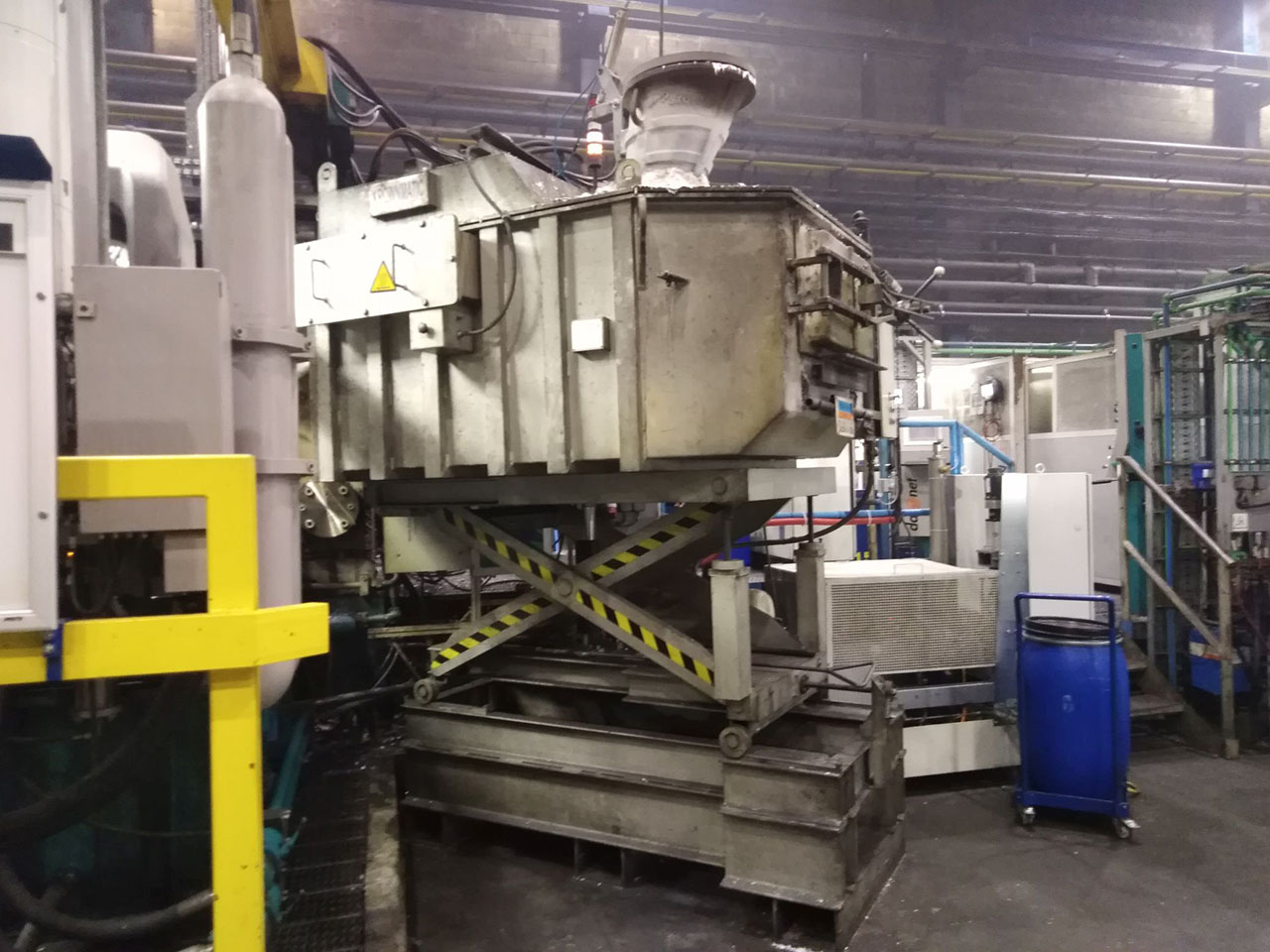 krown_krownmatic_km_1200_-dosing_furnace_o1661_p2 Krown Krownmatic KM 1200 dozirna peč O1826, rabljena