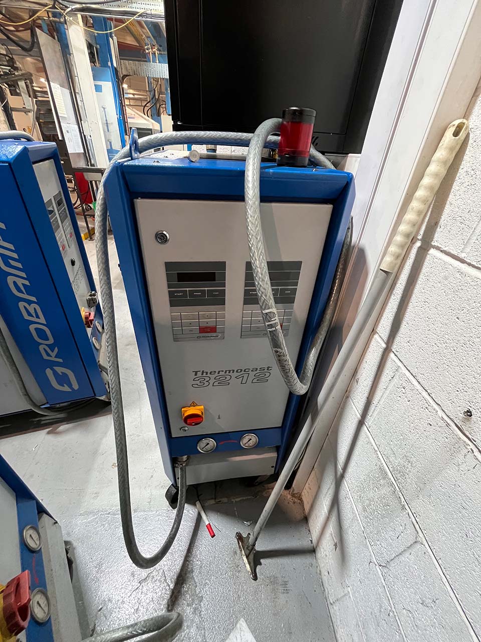 Robamat Thermocast 3212 enota za nadzor temperature olja ZU2251, rabljena