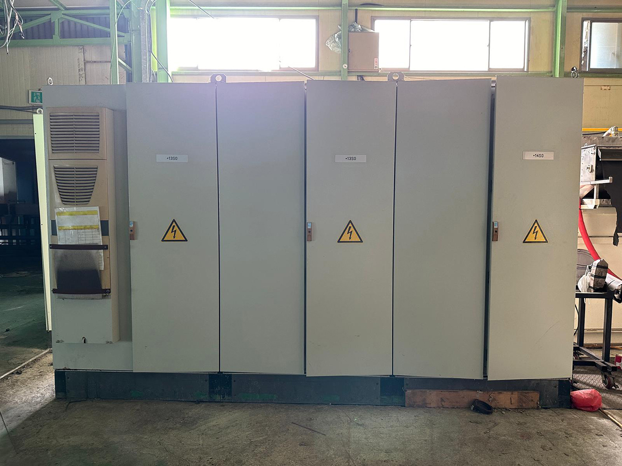 Schuler HHU-5000-3.0x2.0 Hidravlična stiskalnica PR2495, rabljena Schuler HHU-5000-3.0x2.0 Hidravlična stiskalnica PR2495, rabljena
